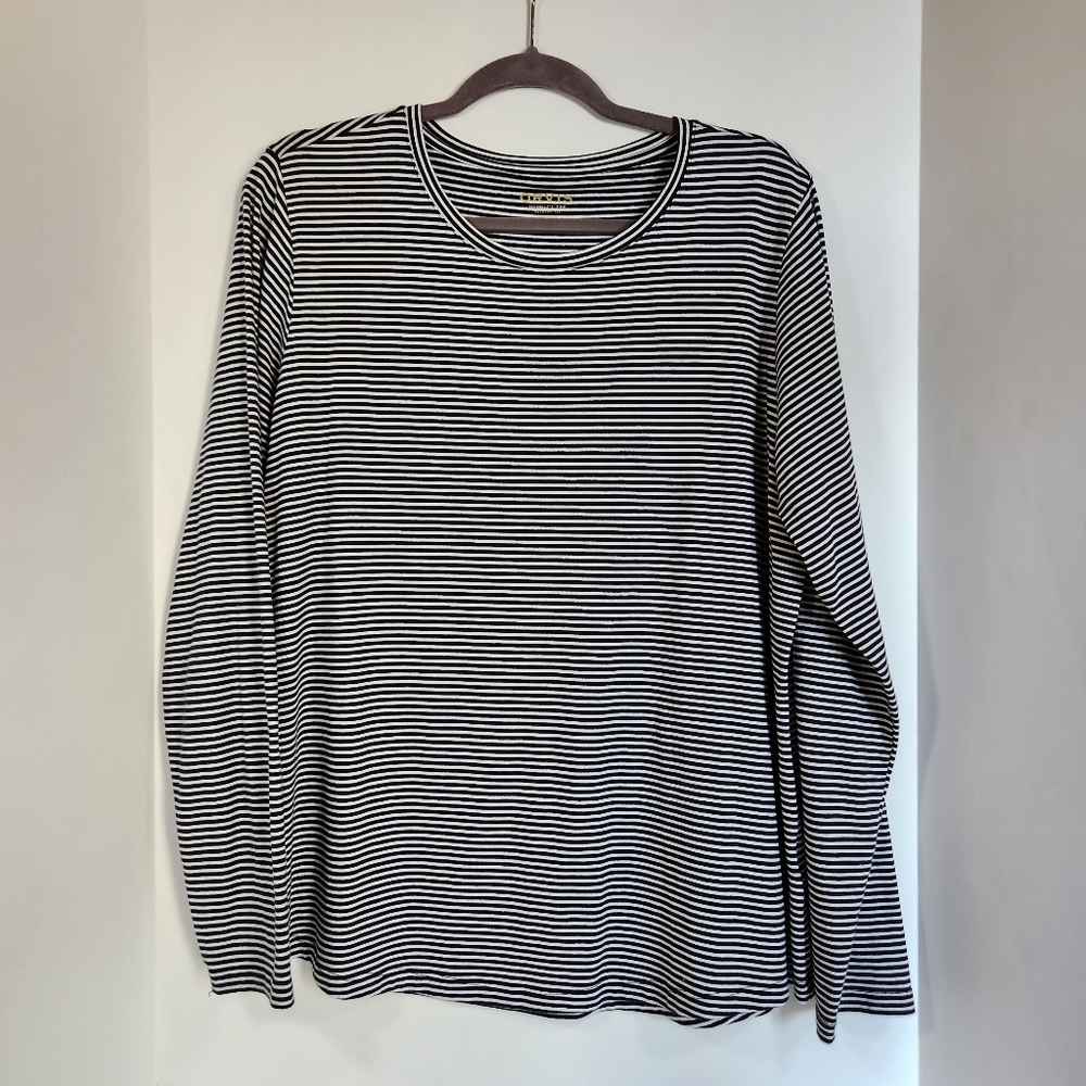 Orvis Perfect Tee long sleeve relaxed fit crew black white microstripe XL Pima